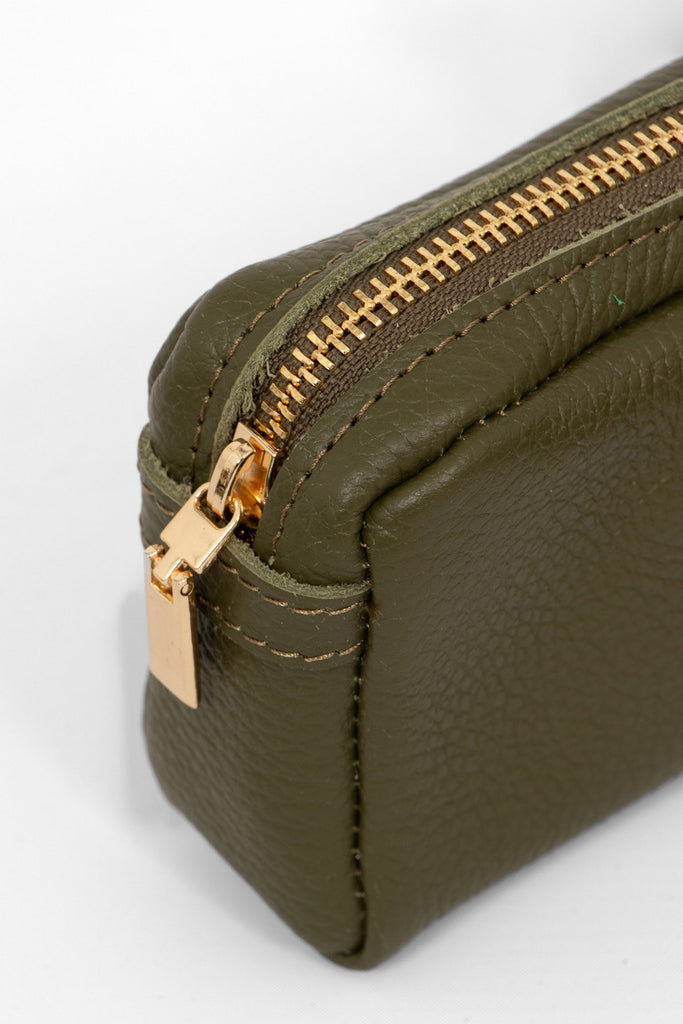 allegra-italian-leather-cosmetic-bag-khaki-pebbled-close-up