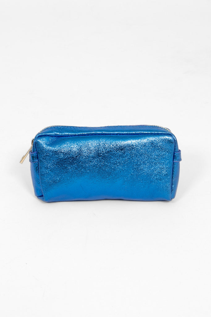 allegra-italian-leather-cosmetic-bag-blue-metallic-zip-closing