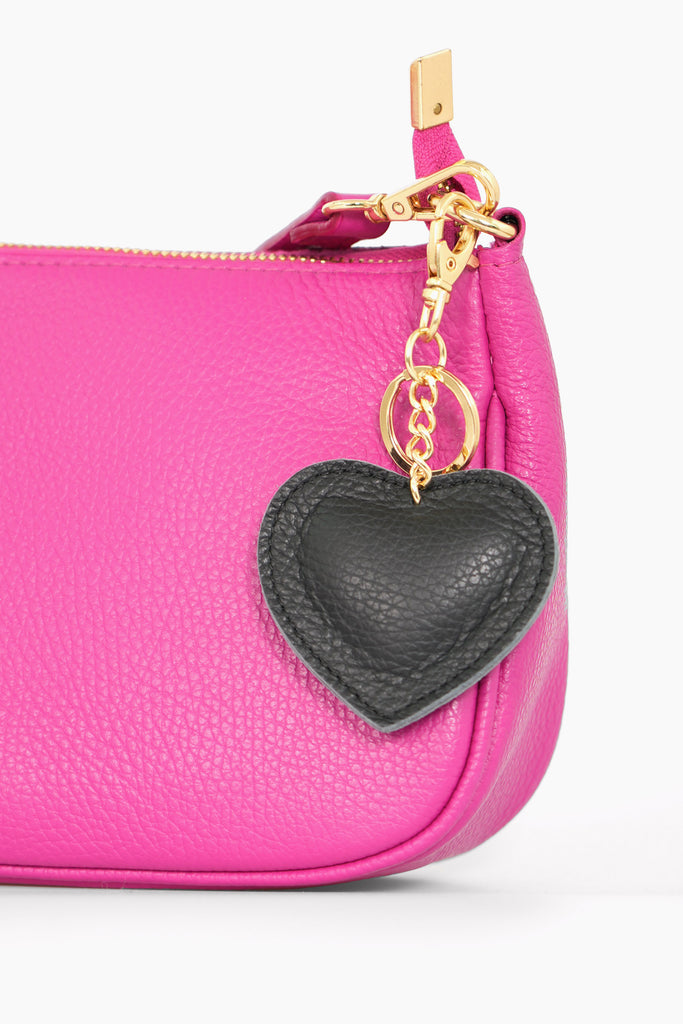 valentina-italian-leather-love-heart-keyring-black-pebbled-attached-to-a-handbag