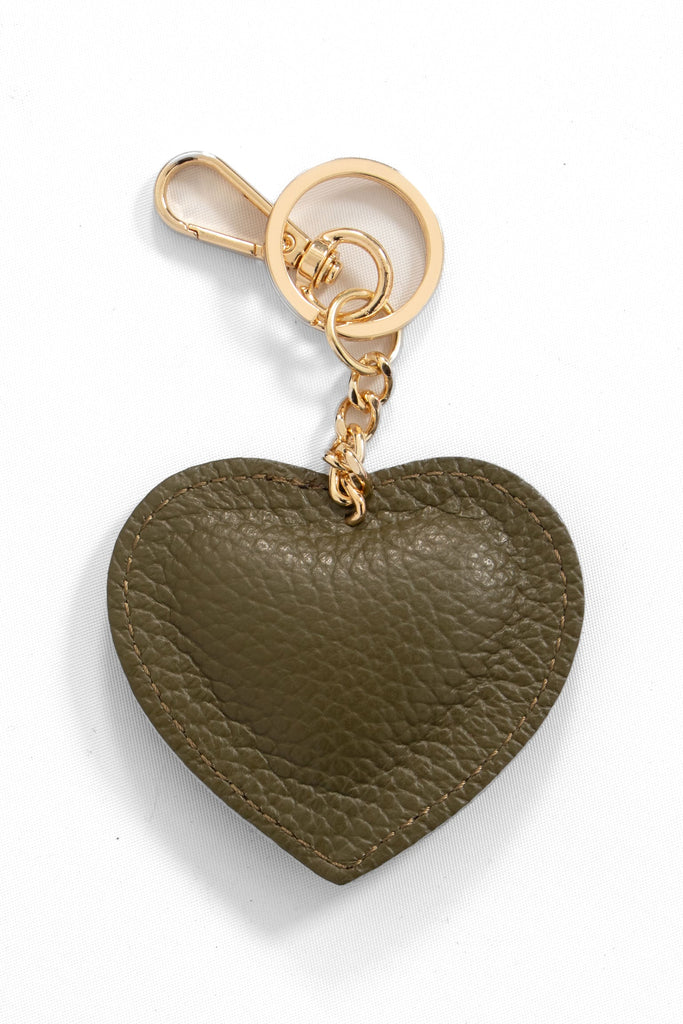 valentina-italian-leather-love-heart-keyring-khaki-pebbled-green-accessory