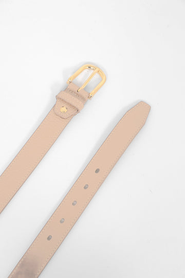 cooper-italian-leather-3cm-belt-taupe-pebbled-close-up-gold-buckle