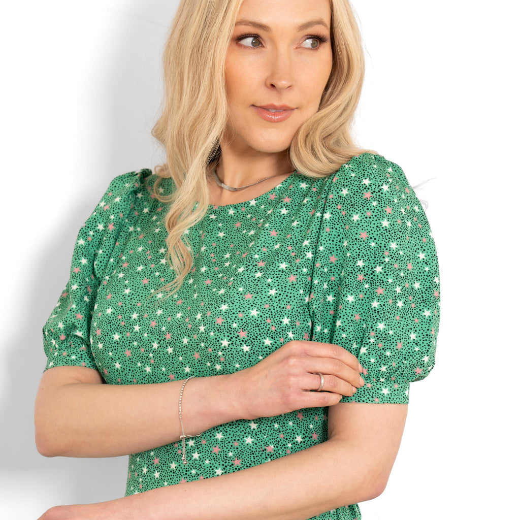 midi-puff-sleeve-tea-dress-green-stars-dots-puff-sleeve-close-up