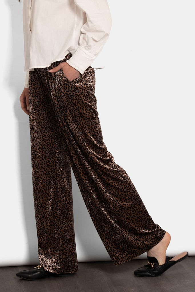 max-wide-leg-trousers-brown-velvet-leopard-side-pockets