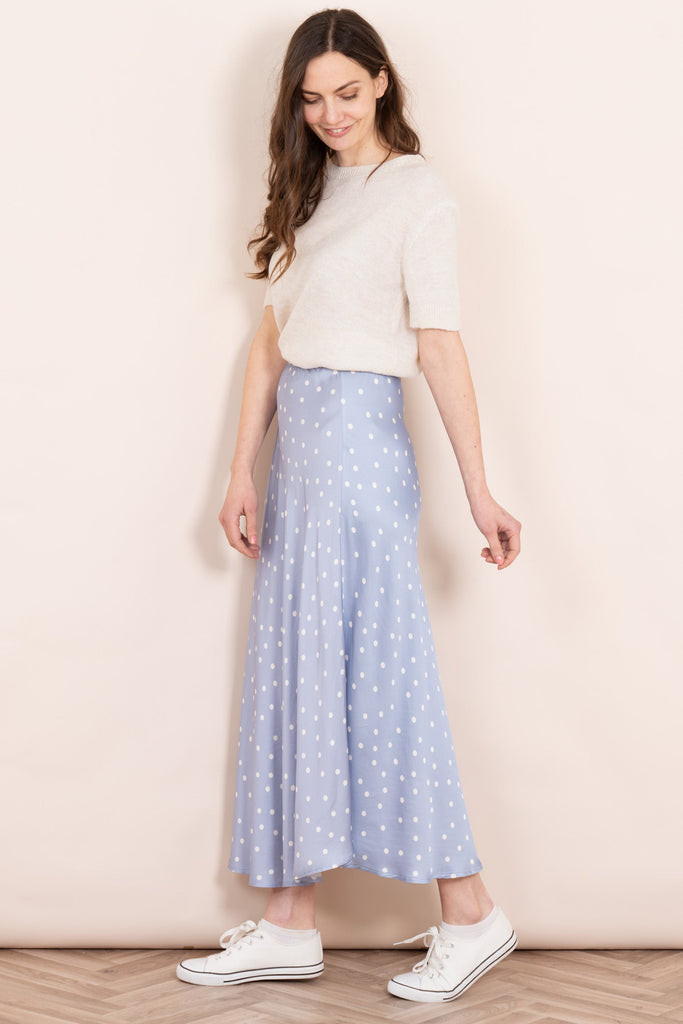 cassie-midi-slip-skirt-denim-blue-white-polka-dot-side-view-loose-fitting