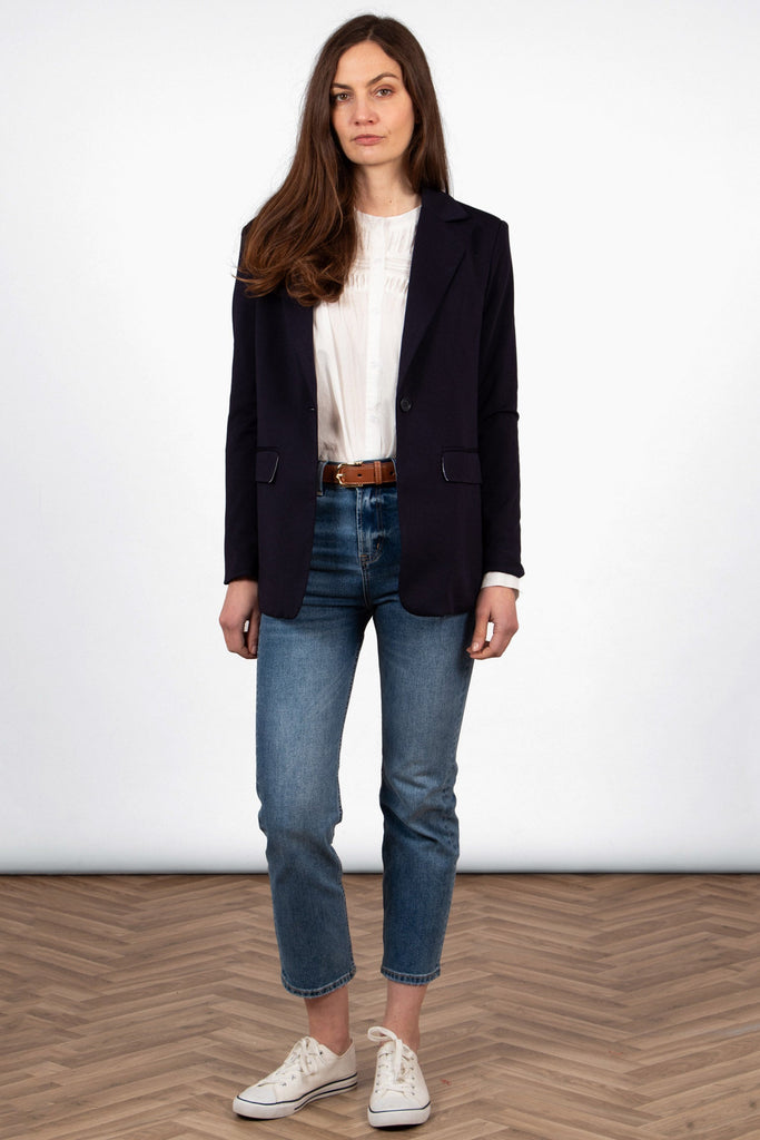 tatum-boyfriend-blazer-navy-blue-jersey-styled-on-model-white-blouse-blue-jeans-white-shoes