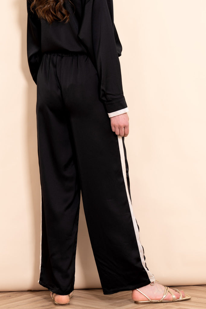 sonnie-wide-leg-trousers-black-cream-contrasting-stripe-loose-fit