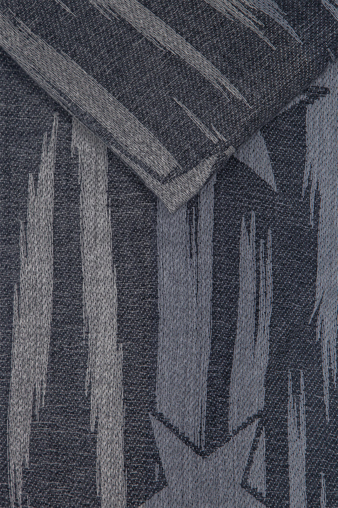 heavyweight-scarf-black-brushstroke-star-close-up-material