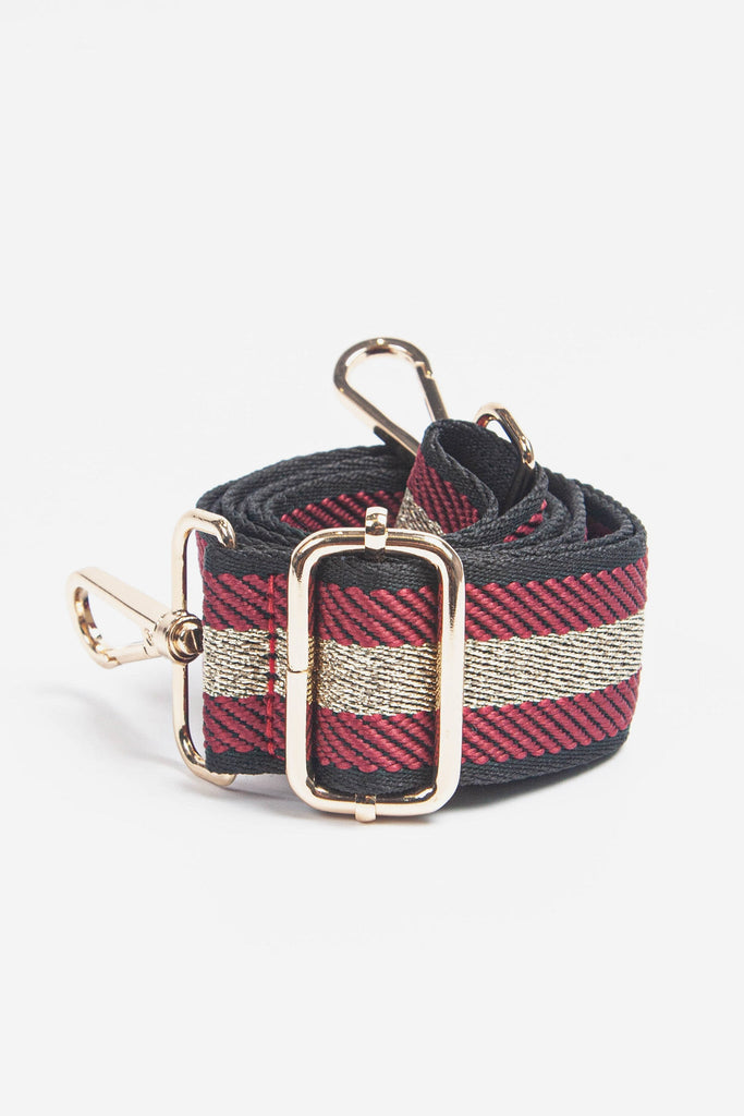 cailean-woven-bag-strap-berry-gold-glitter-stripe-close-up-of-gold-buckle