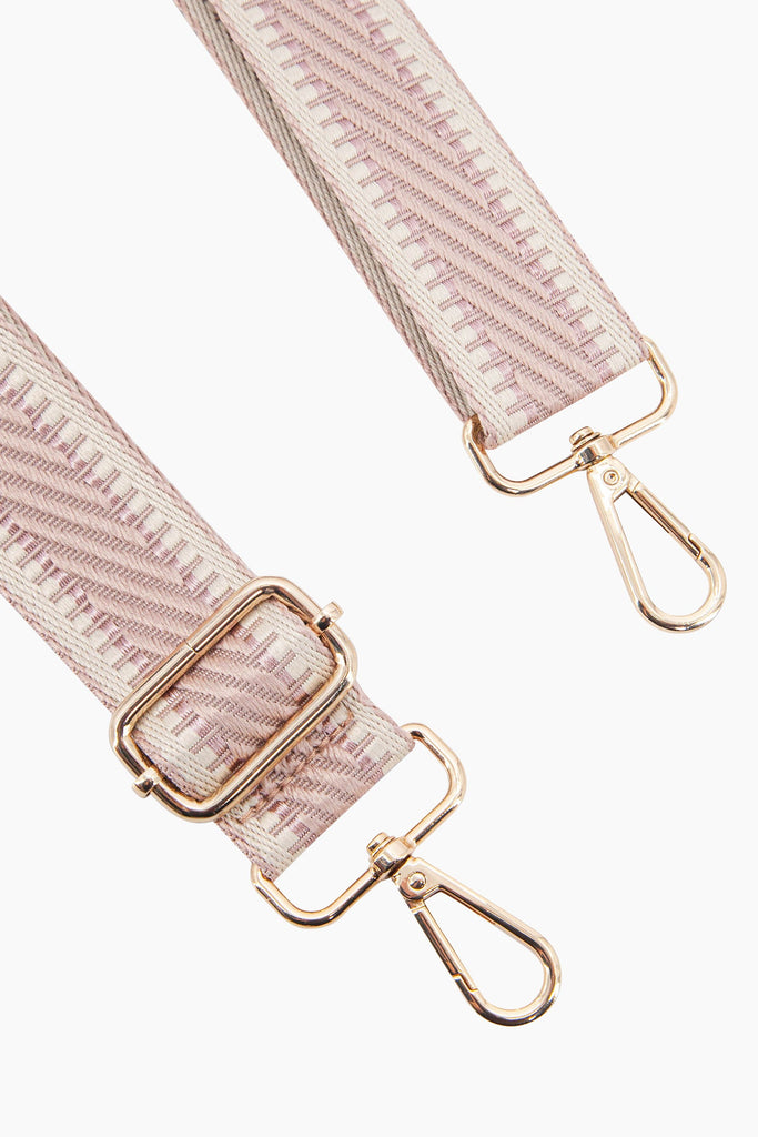 emerson-woven-bag-strap-stone-striped-trim-close-up-gold-snap-hoop-attachments