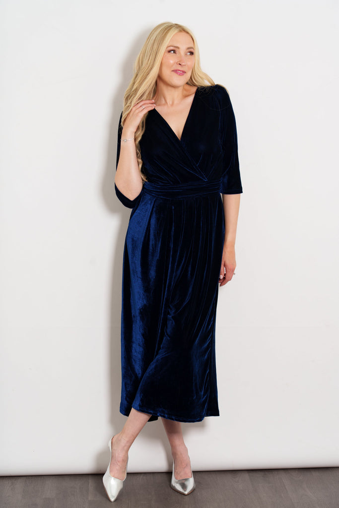 sophia-wide-leg-jumpsuit-navy-blue-velvet-model-styled-heels-party-wear