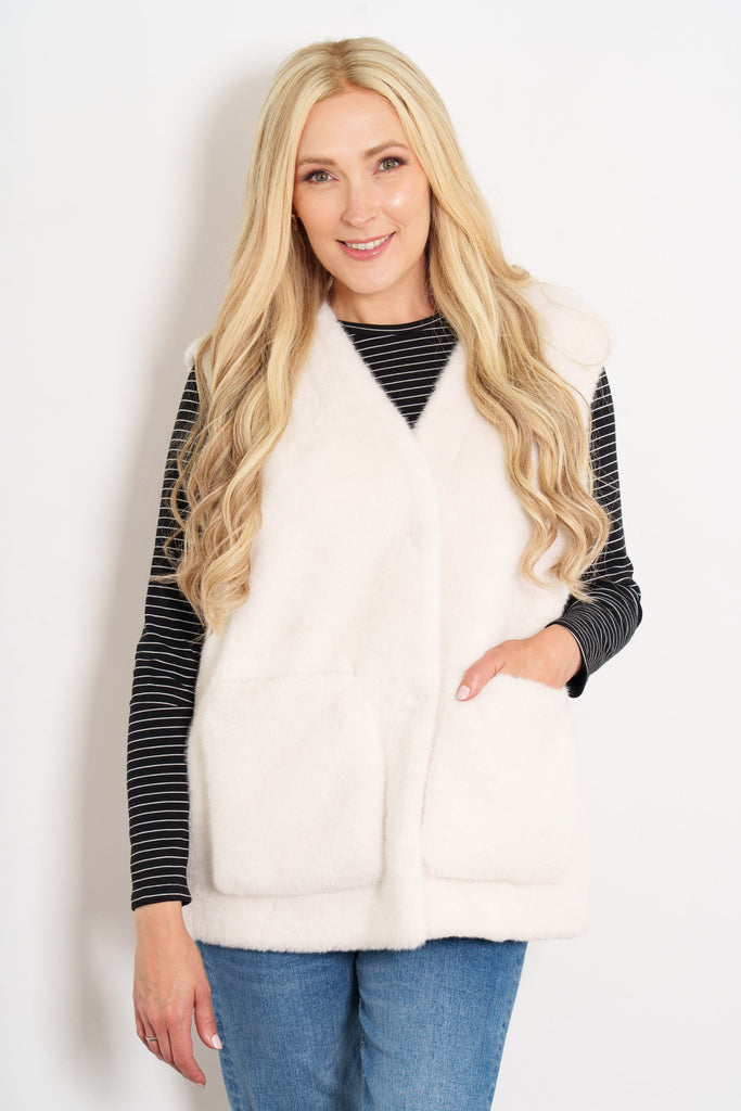 saskia-v-neck-gilet-cream-faux-fur-model-front-view