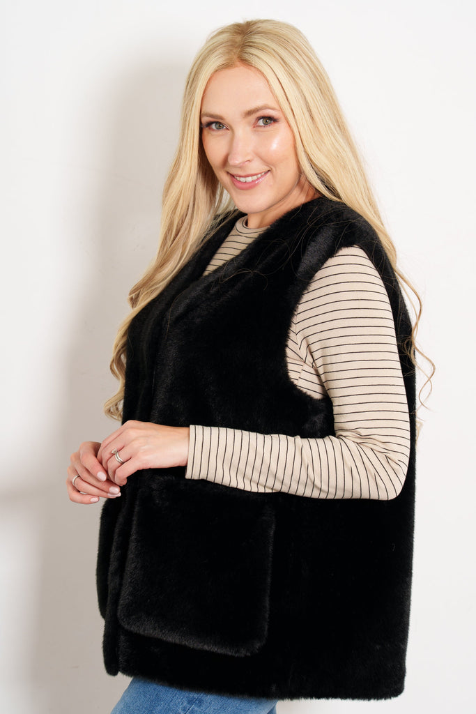 saskia-v-neck-gilet-black-faux-fur-warm-sleeveless-jacket