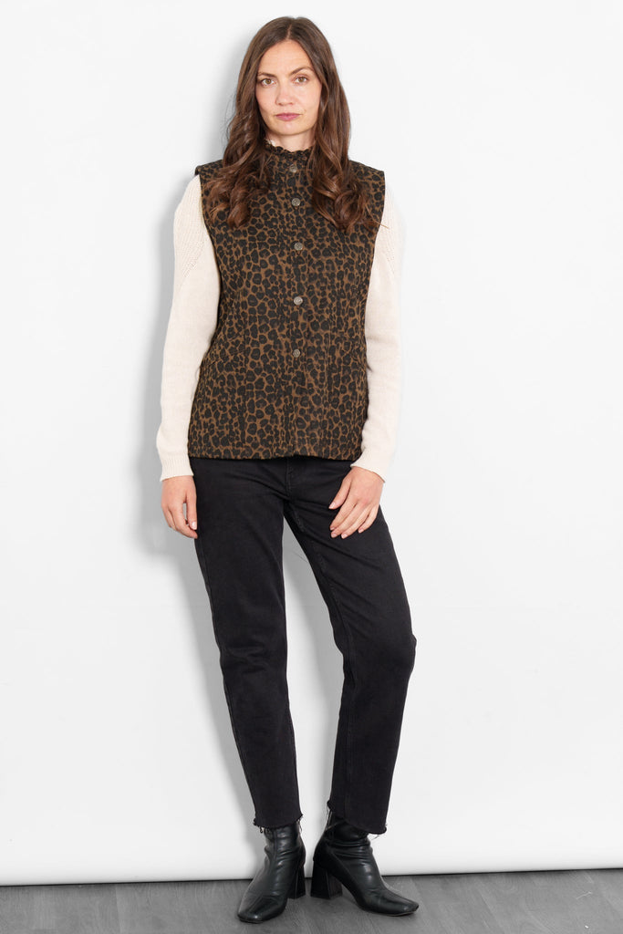 montana-denim-gilet-brown-leopard-styled-layering-piece