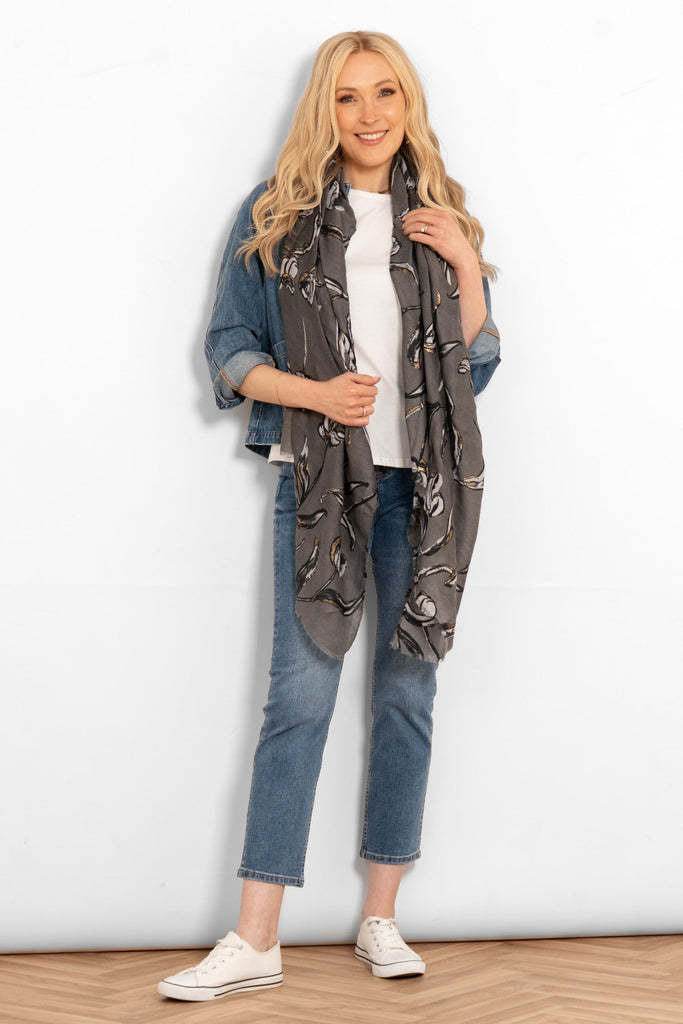 ashley-lightweight-scarf-grey-large-flora-styled-on-model