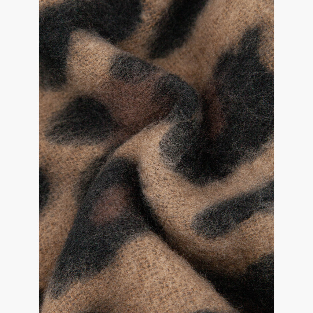 selene-brown-leopard-heavyweight-scarf-close-up-material