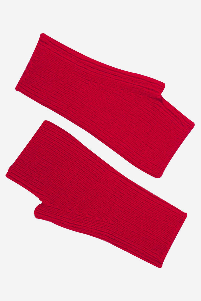 dylan-red-ribbed-wrist-warmers-knitted
