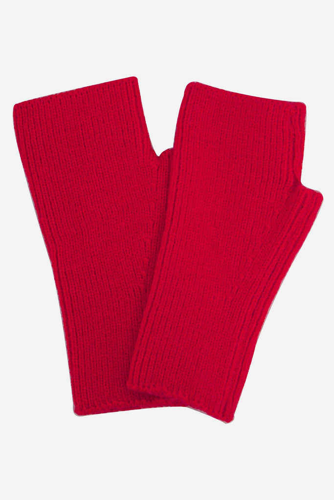 dylan-red-ribbed-wrist-warmers-close-up