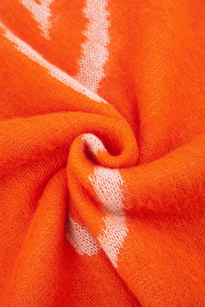 zuri-cream-orange-sketched-hearts-heavyweight-scarf-close-up-material