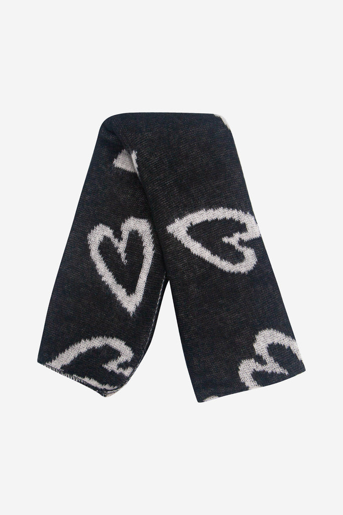 zuri-black-white-sketched-hearts-heavyweight-scarf-folded
