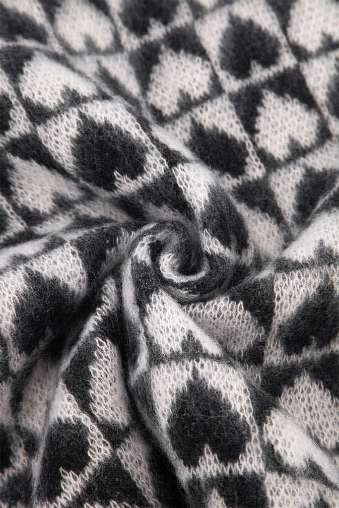 alessia-black-white-hearts-heavyweight-scarf-close-up-material