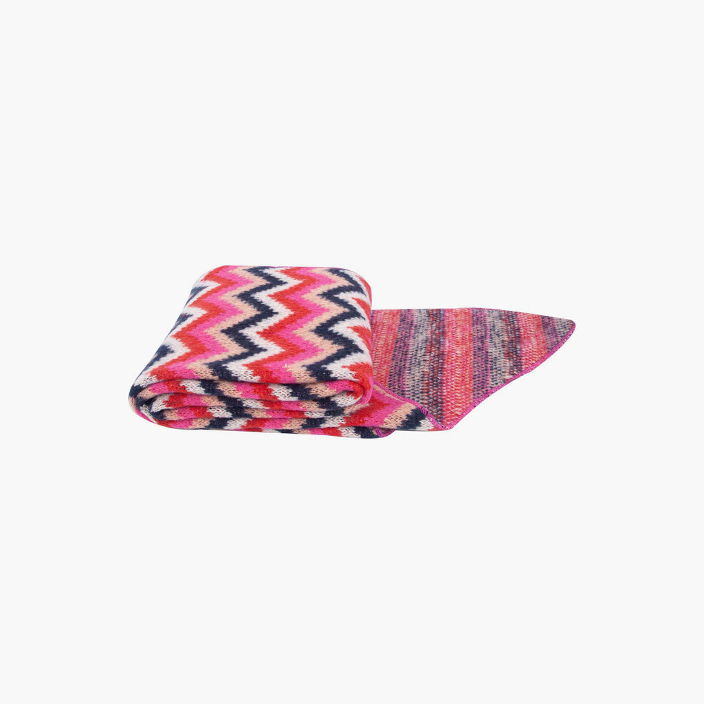 bobbie-red-zig-zag-heavyweight-scarf-folded-winter-weight