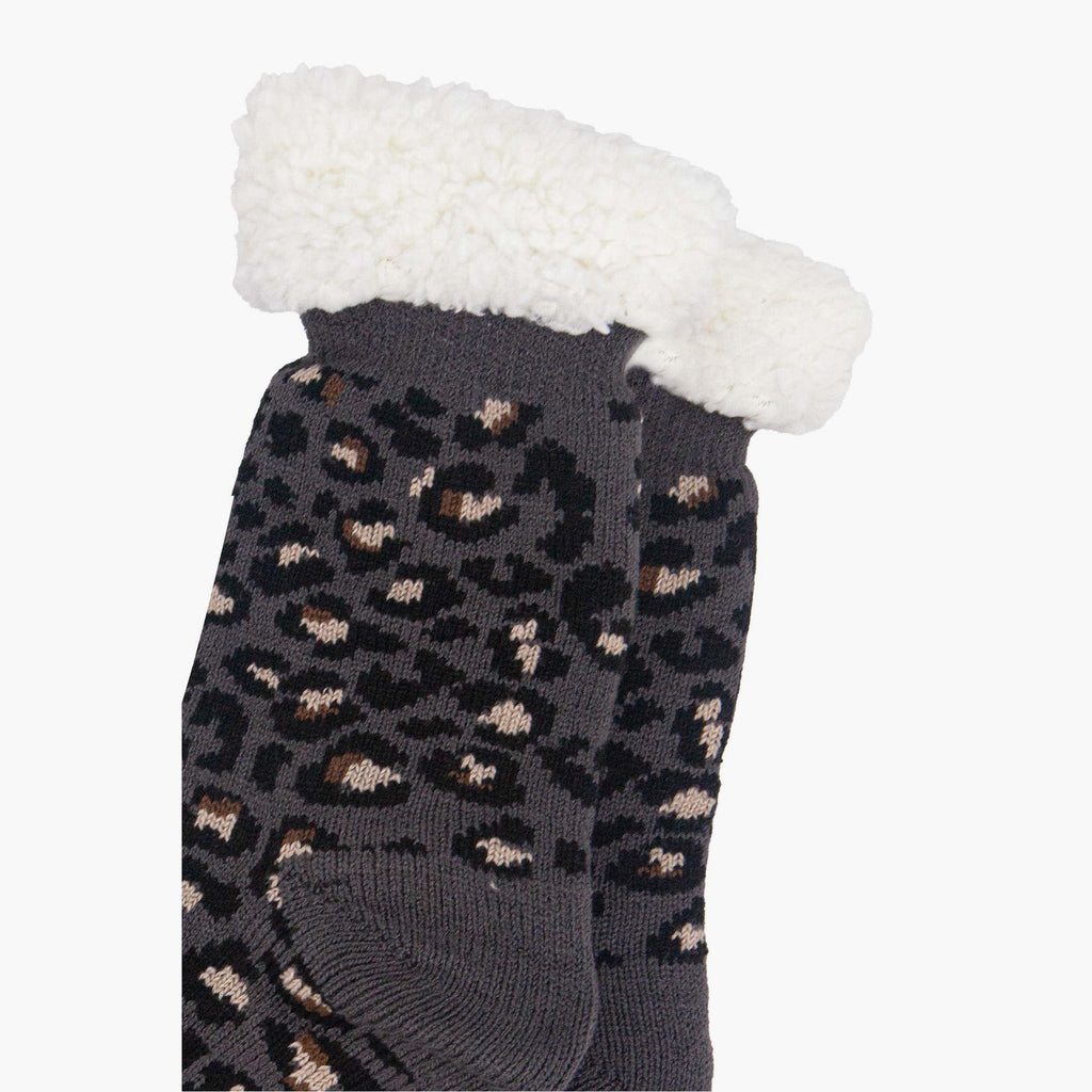 womens-long-slipper-socks-dark-grey-leopard-close-up-fleece-lining