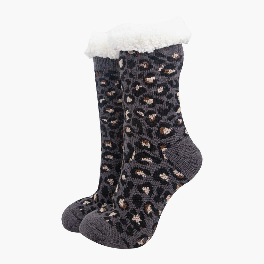 womens-long-slipper-socks-dark-grey-leopard-print-fleecy