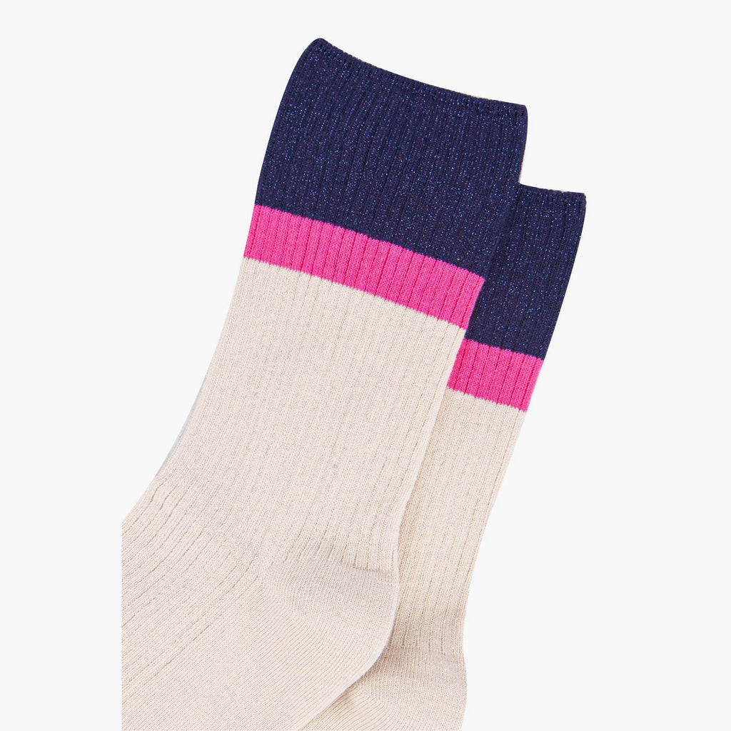 womens-mid-calf-socks-cream-navy-blue-contrast-cuff-close-up-material