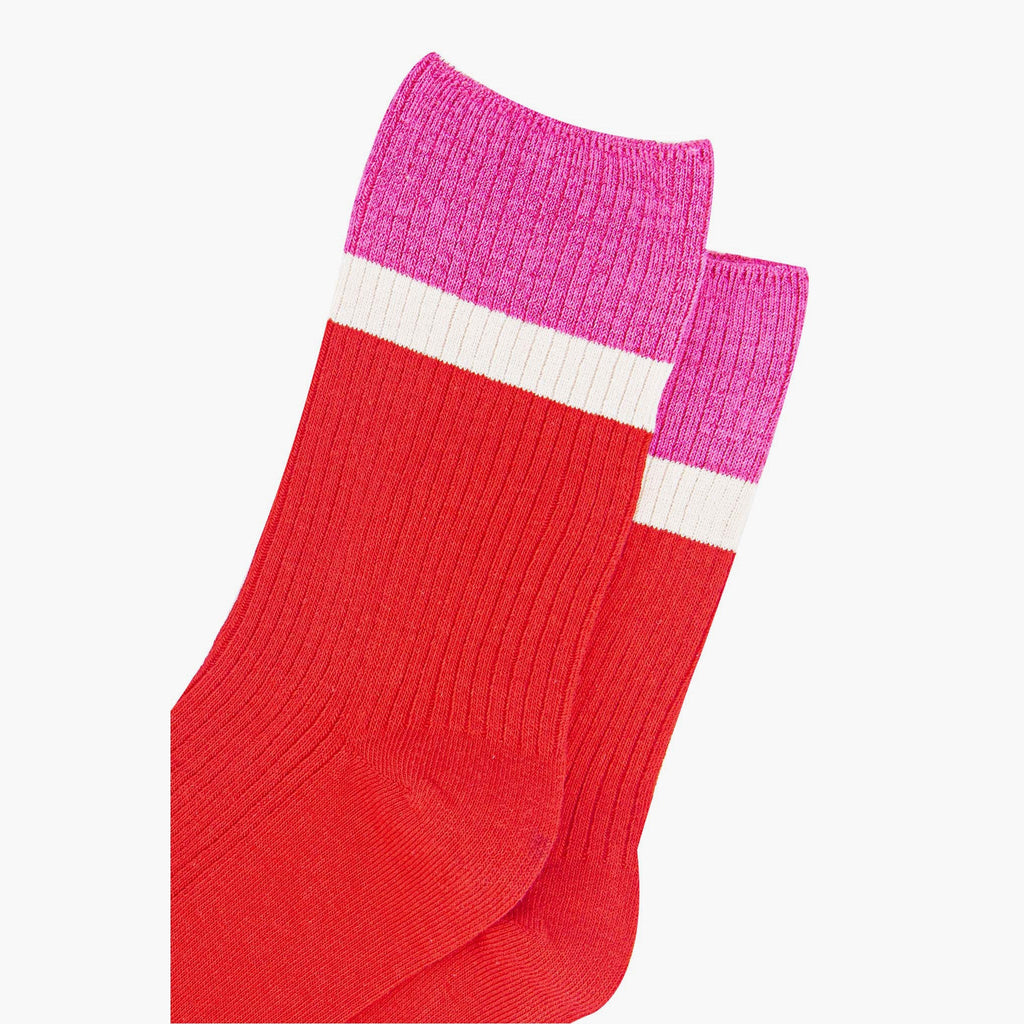 womens-mid-calf-socks-red-pink-contrast-cuff-close-up-material
