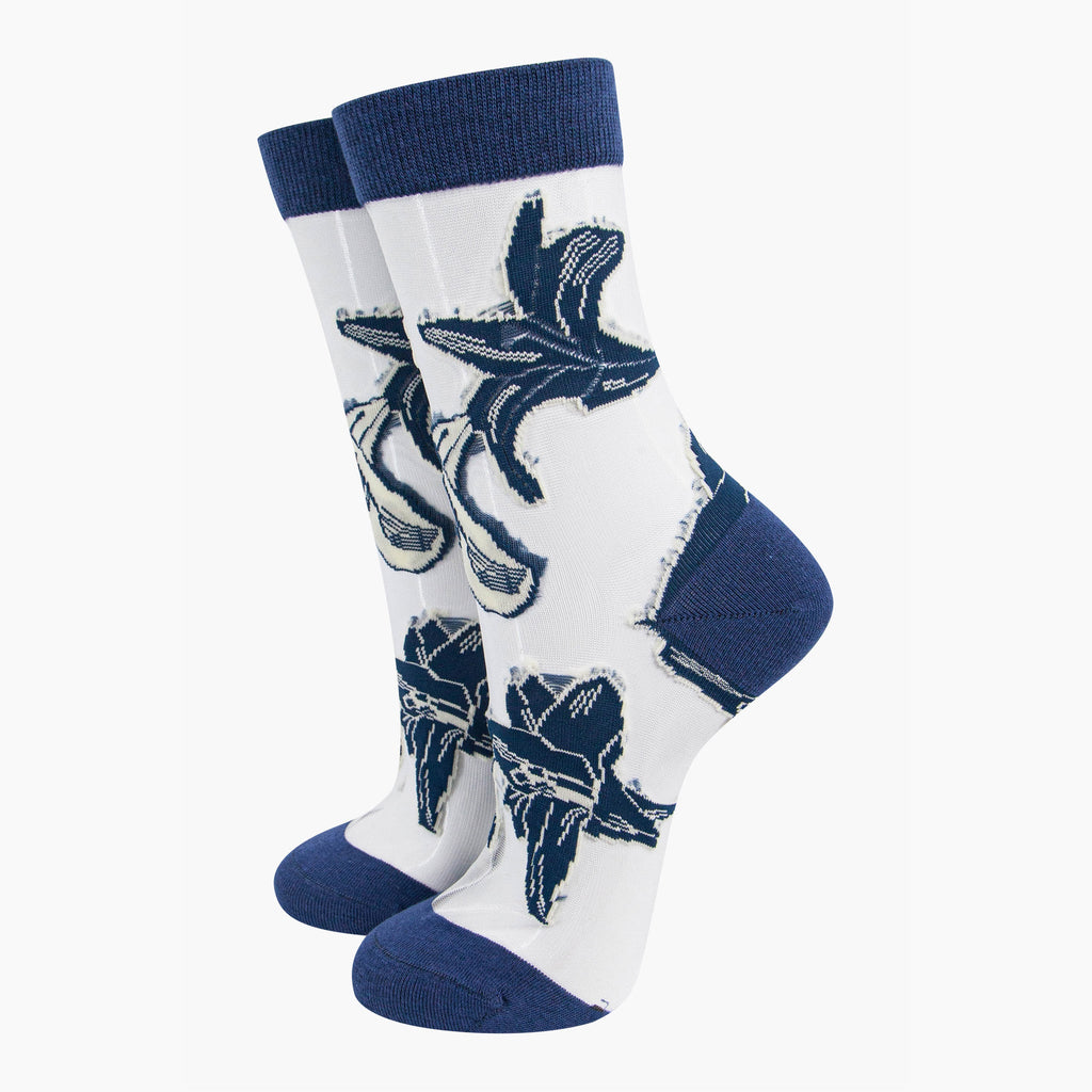 womens-sheer-ankle-socks-navy-blue-floral-lillies