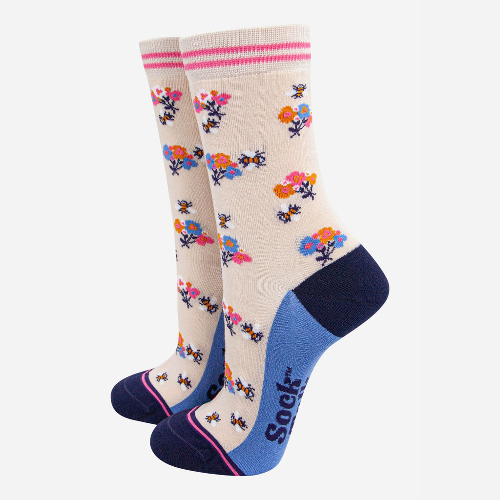 womens-socks-gift-box-multi-floral-posies-cream