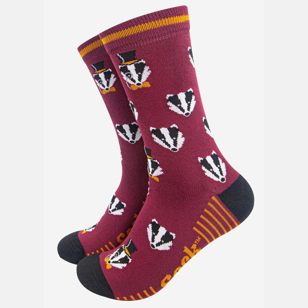 mens-socks-gift-box-navy-woodland-animal-badgers