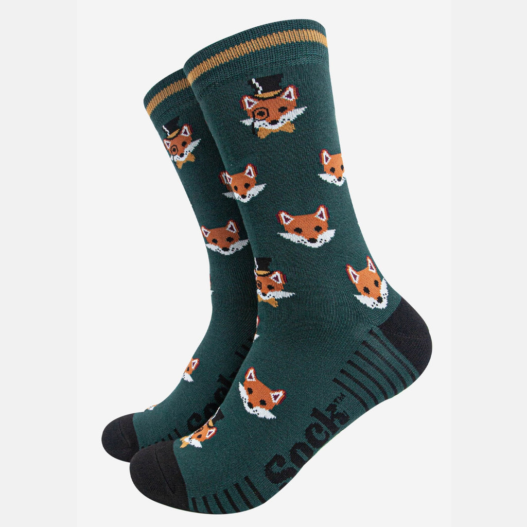 mens-socks-gift-box-navy-woodland-animal-foxes