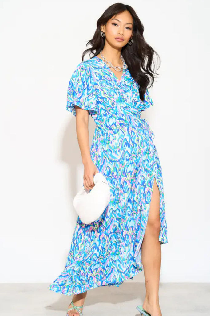 blue-abstract-print-dipped-hem-maxi-wrap-dress-1