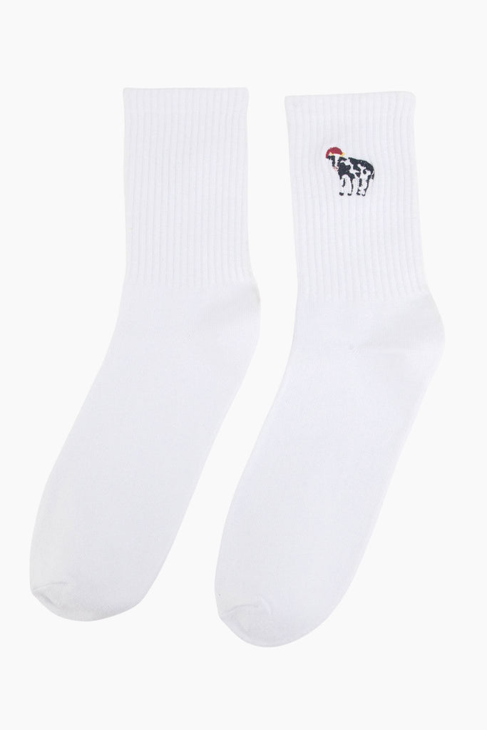 mens-farm-cow-embroidered-cotton-christmas-socks-3-pack-white