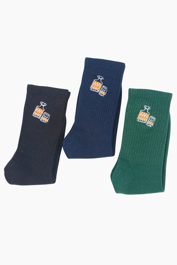 mens-embroidered-whisky-cotton-socks-3-pack-decanted-glass