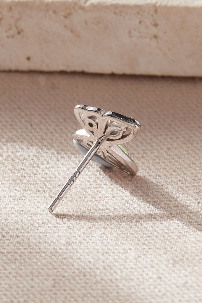 showing the S925 stamp on the pin of the earring