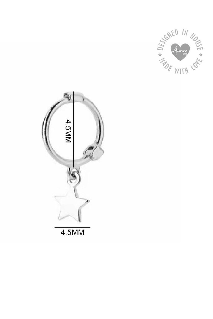 showing the dimensions of the charm, 4.5mm wide with the diameter of the hoop being 4.5mm 