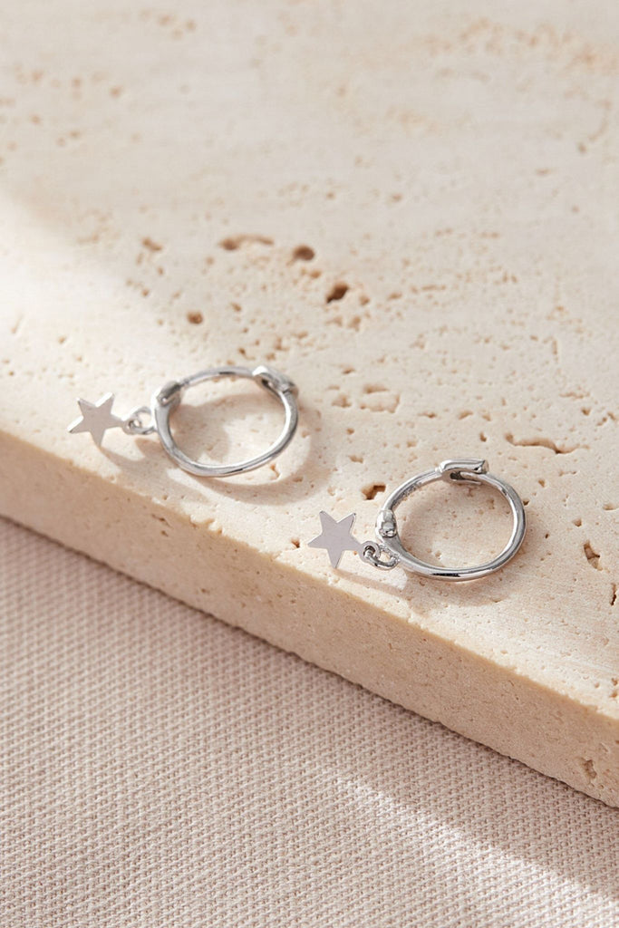 close up of the closure mechanism on the hoop earrings