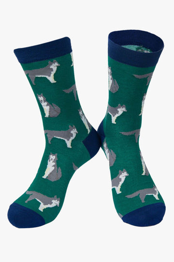 men's green husky dog socks made from bamboo