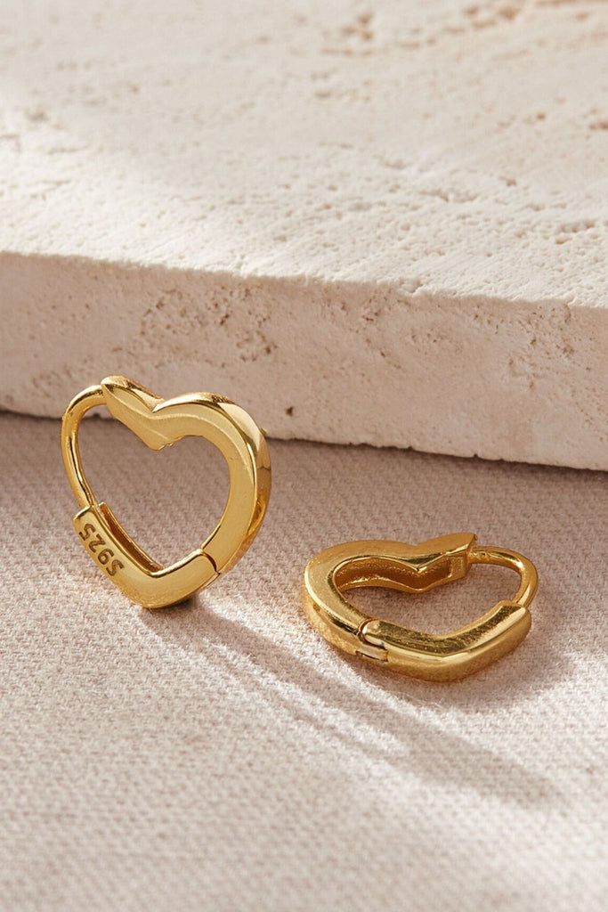 close up showing the s925 stamp on the earrings