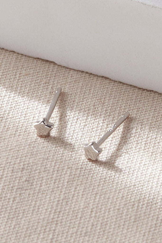 sterling silver solid star stud earrings, they are dainty in size at 3.5mm diameter