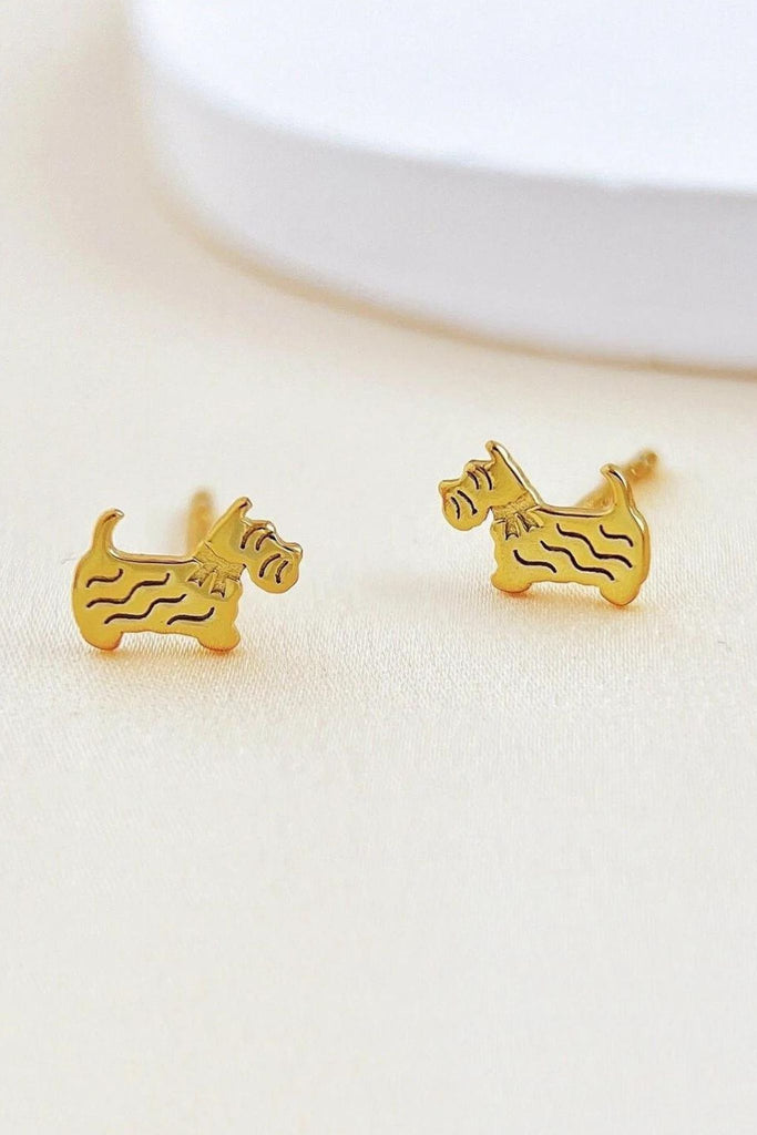 close up of the gold plated silver scottie dog stud earrings