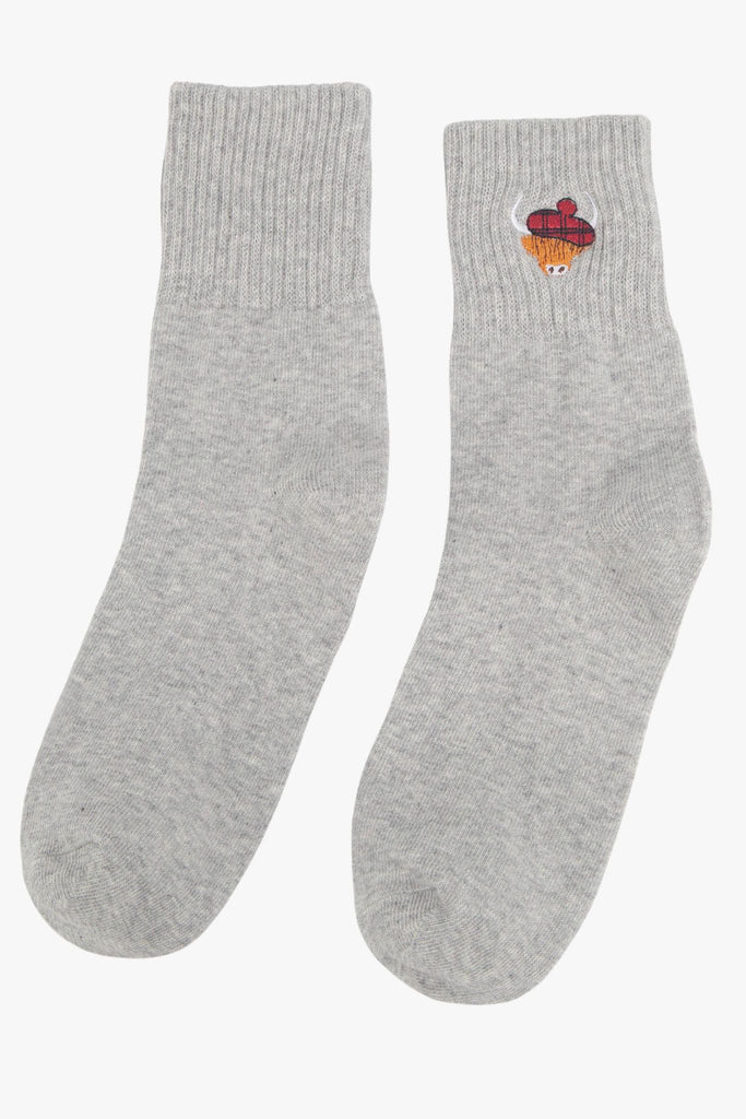 womens-highland-cow-tartan-embroidered-cotton-ankle-socks-4-pack-grey
