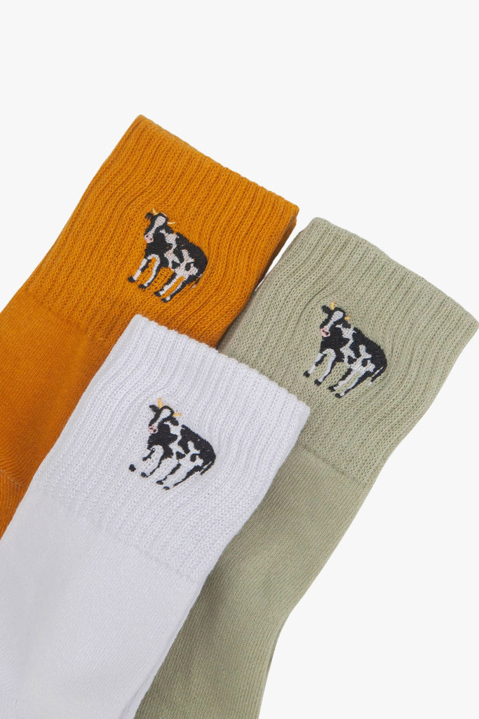 womens-farm-cow-embroidered-cotton-ankle-socks-3-pack-multipack