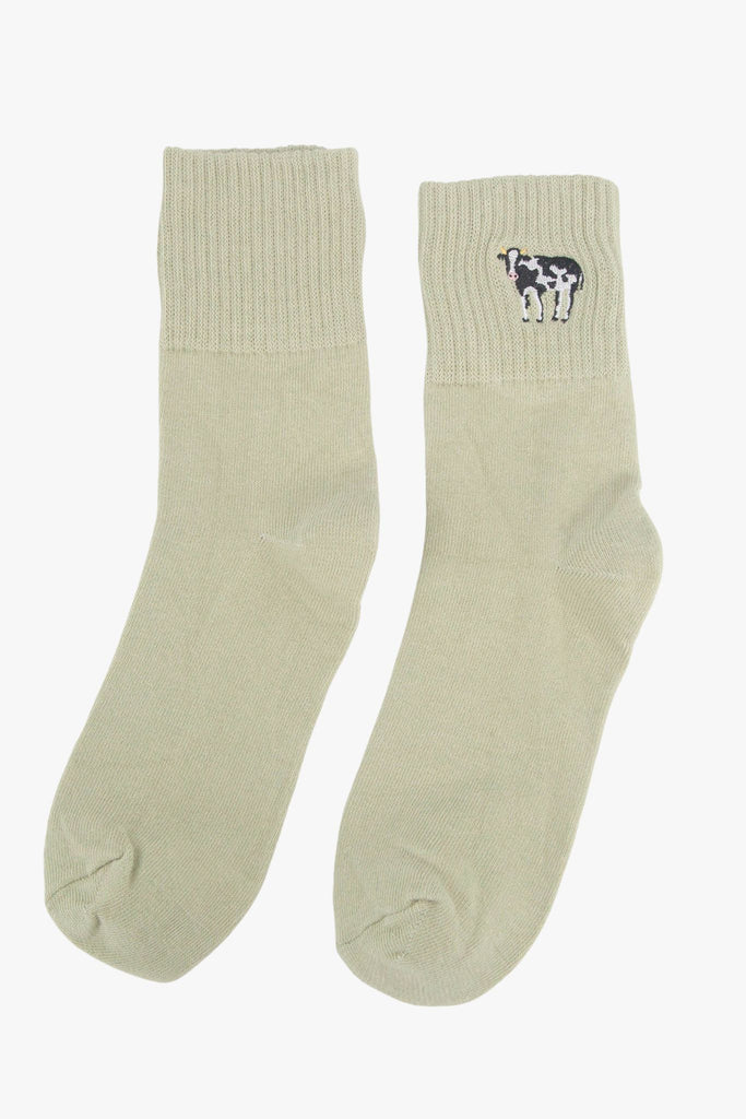 womens-farm-cow-embroidered-cotton-ankle-socks-3-pack-mint-green