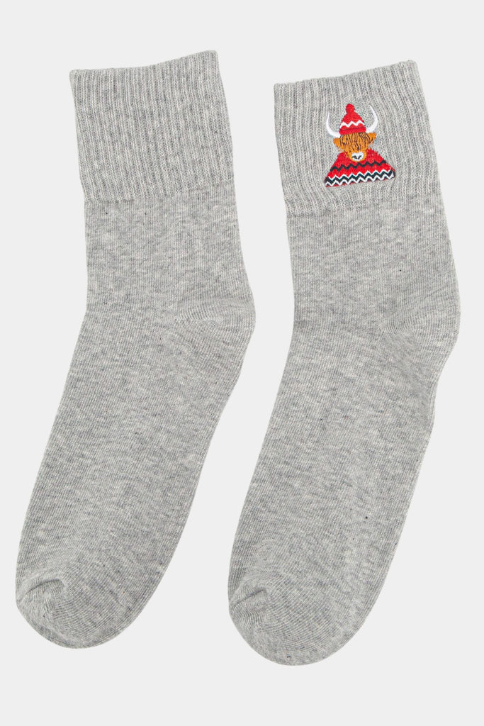 womens-highland-cow-embroidered-cotton-ankle-socks-3-pack-grey