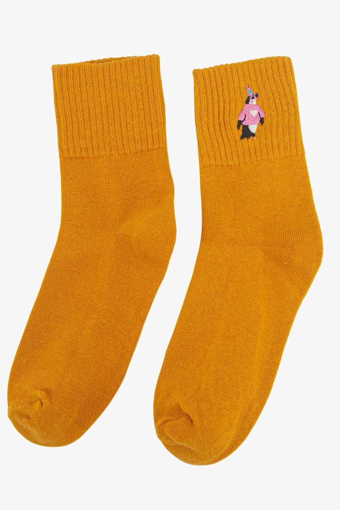 womens-party-penguins-embroidered-cotton-ankle-socks-5-pack-mustard