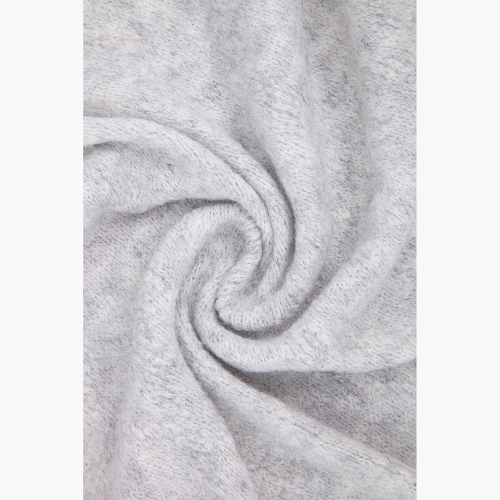 hadley-light-grey-wool-blend-heavyweight-scarf-close-up-material