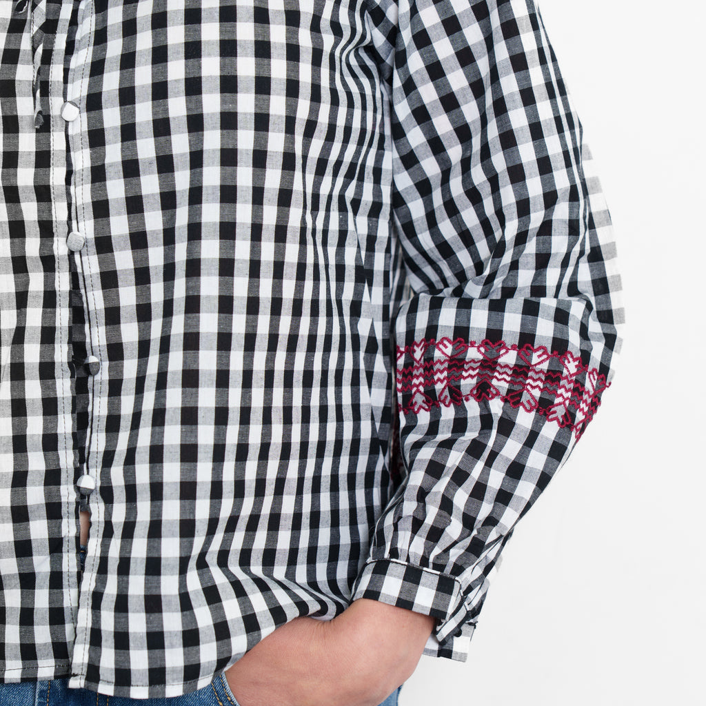 prairie-embroidered-cotton-shirt-black-white-gingham-close-up-of-embroidery-on-sleeves